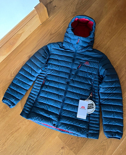 Mountain equipment earthrise - mountain,